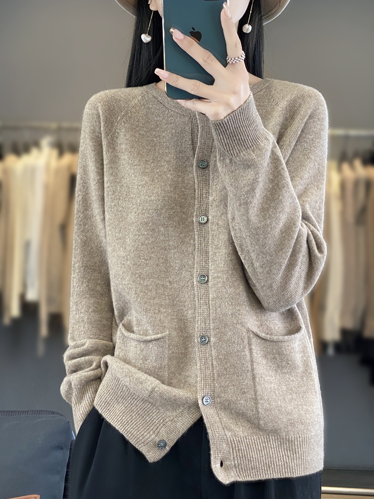 女性ファッションメリノウールセーター O ネック長袖ポケット - Wool Coat Peacoat のレビューと価格