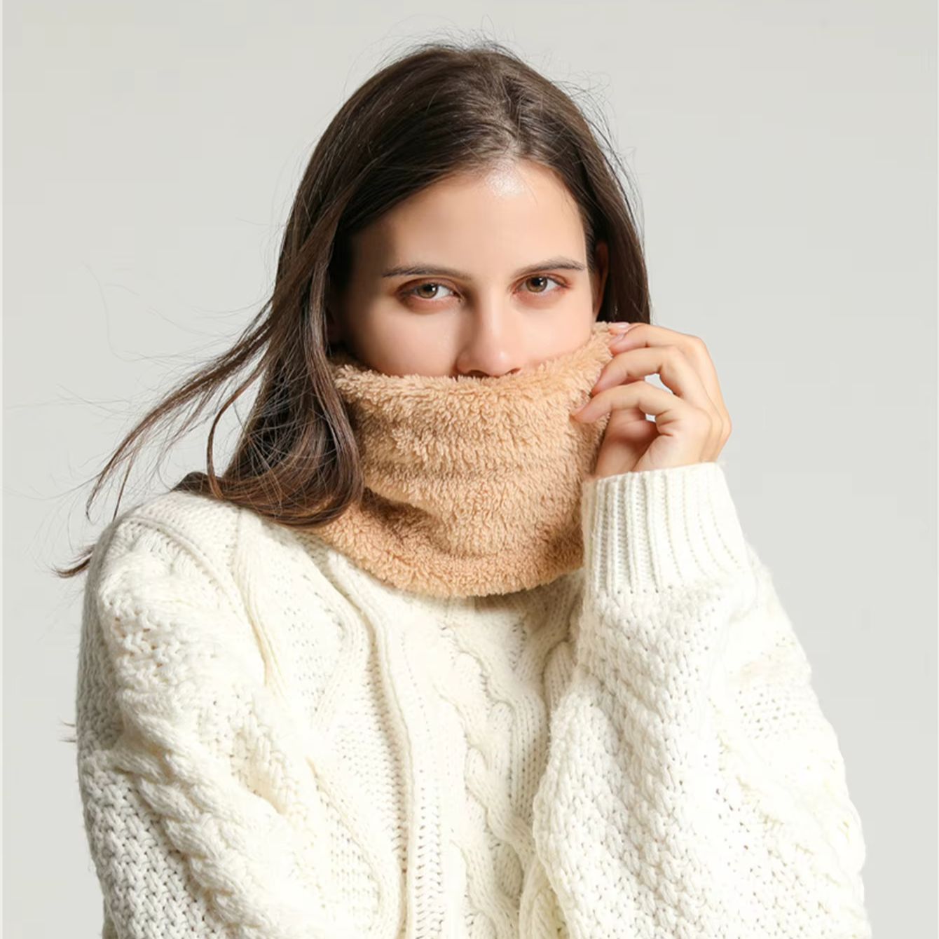 カジュアルなコーラルフリース素材のネックウォーマー。冬にぴっ - Neck Gaiter Fleece のレビューと価格